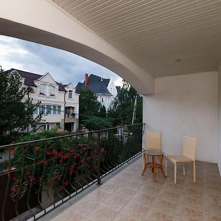Hotel Ezio Kisinyov Kültér fotó