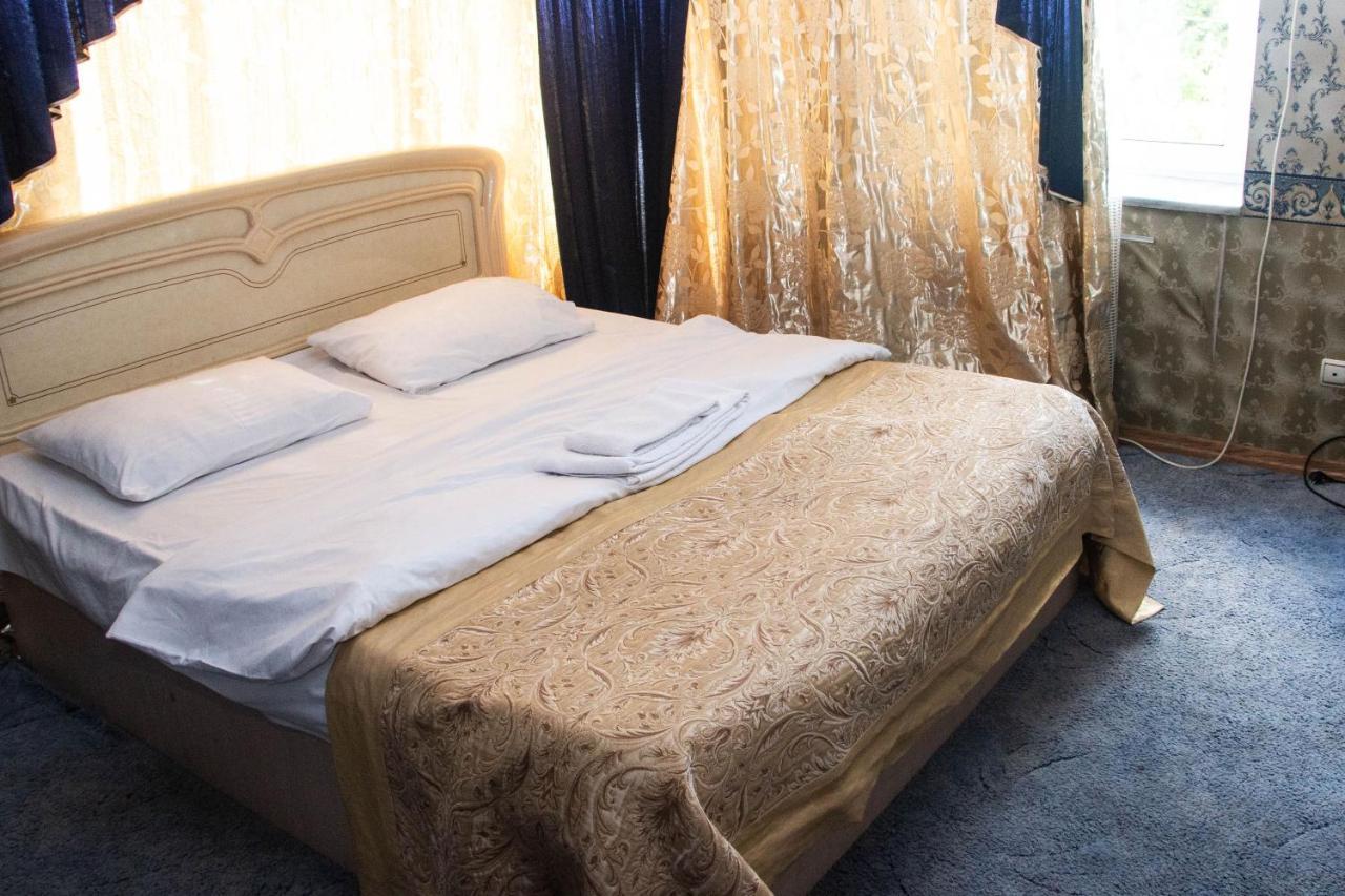 Hotel Ezio Kisinyov Kültér fotó