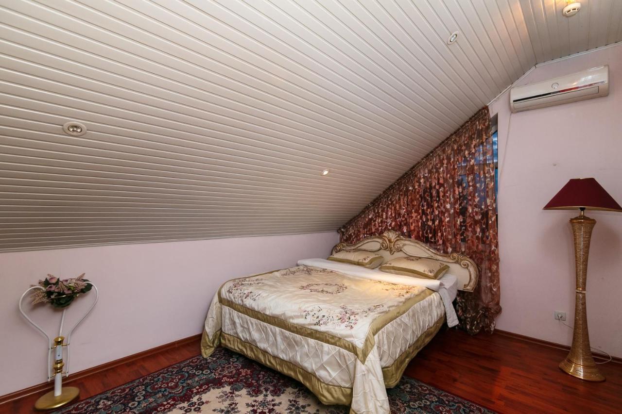 Hotel Ezio Kisinyov Kültér fotó