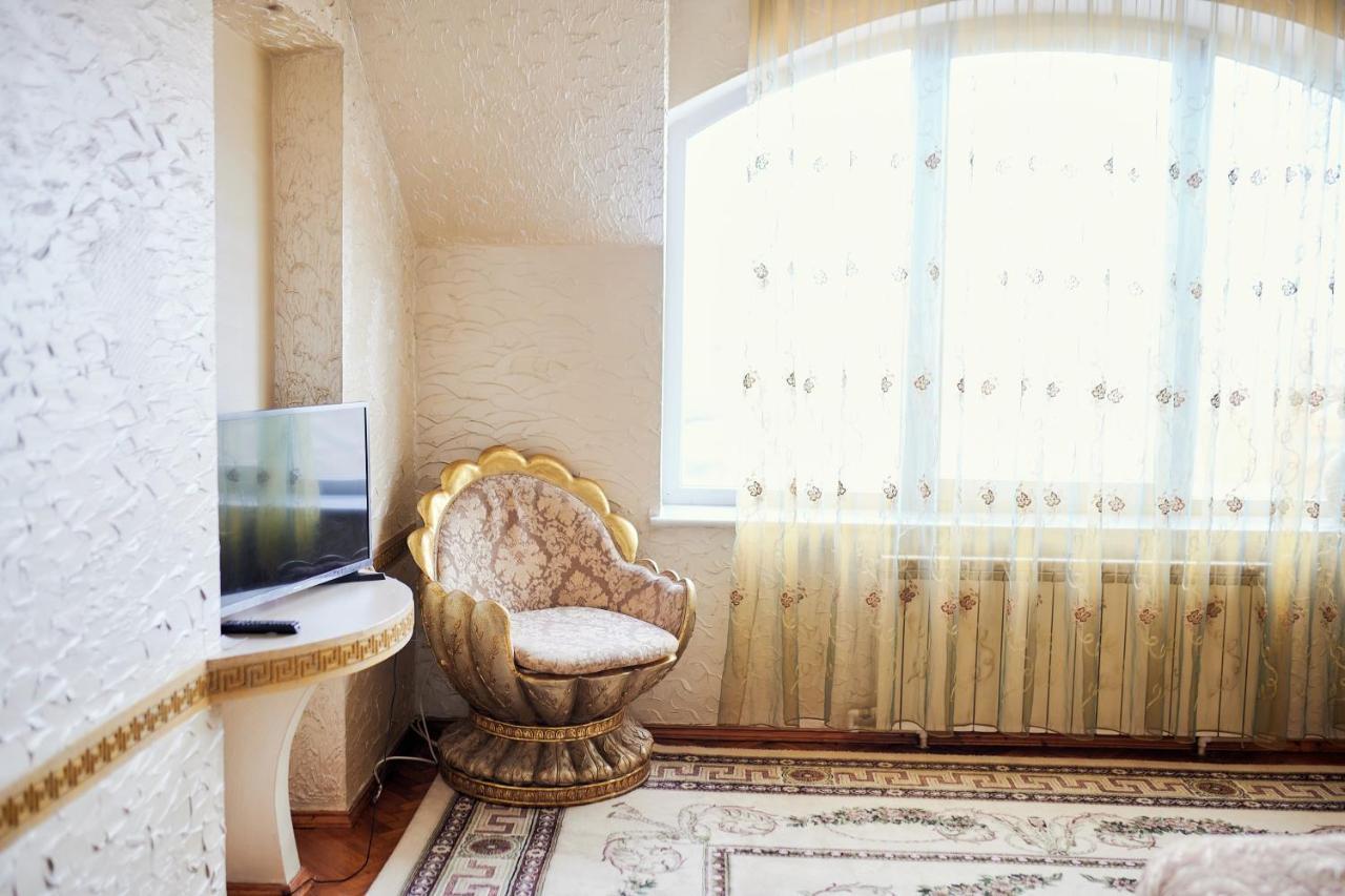Hotel Ezio Kisinyov Kültér fotó