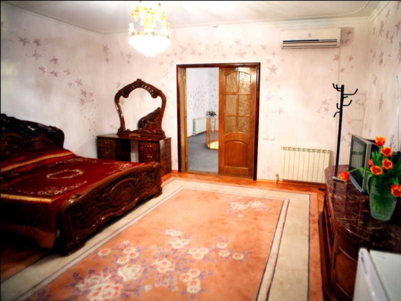 Hotel Ezio Kisinyov Kültér fotó