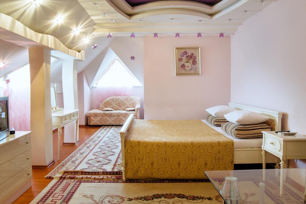 Hotel Ezio Kisinyov Kültér fotó