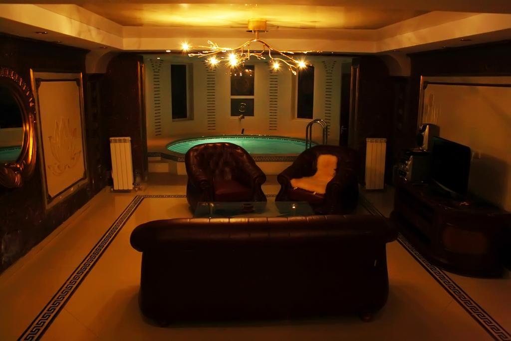 Hotel Ezio Kisinyov Kültér fotó