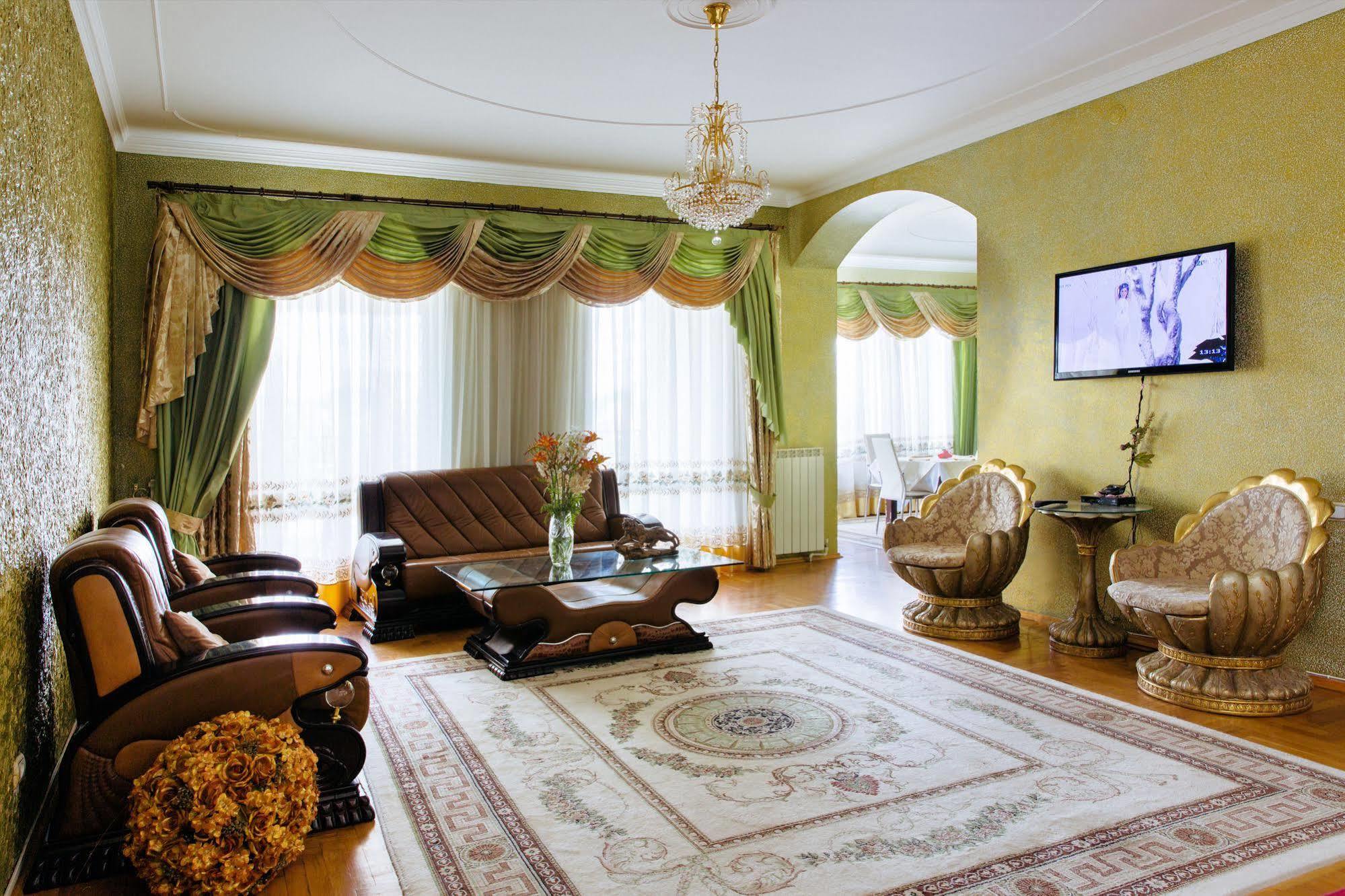 Hotel Ezio Kisinyov Kültér fotó